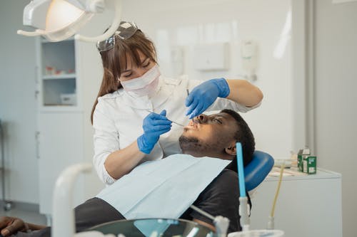 6 Important Stages of Dental Implant